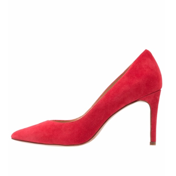 Banana Republic Classic Red Madison 12-Hour Pumps - Picture 2 of 5
